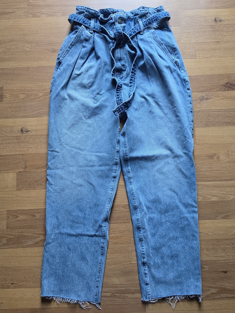 Abercrombie & Fitch High-Waist Mom Jean 29/8R Women's Jeans - Light Blue